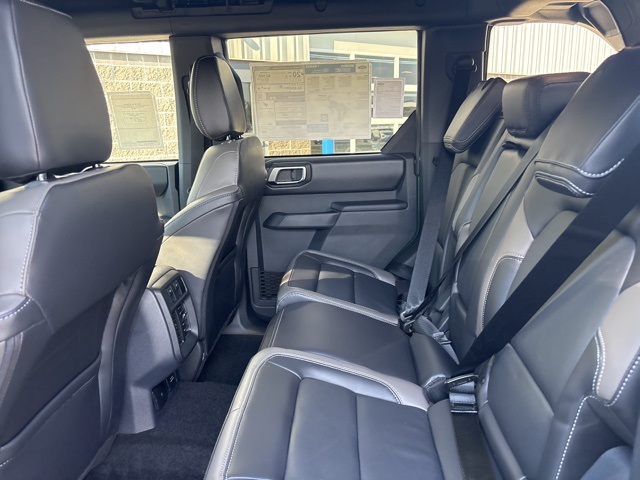 2025 Ford Bronco Outer Banks photo 29