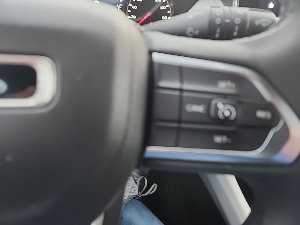 2024 Jeep Compass Latitude photo 15