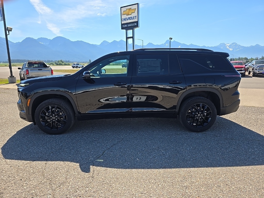 2025 Chevrolet Traverse photo 4