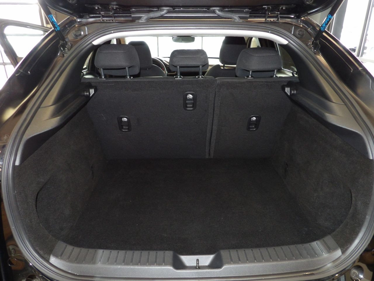 2023 Mazda CX-30 2.5 S photo 18
