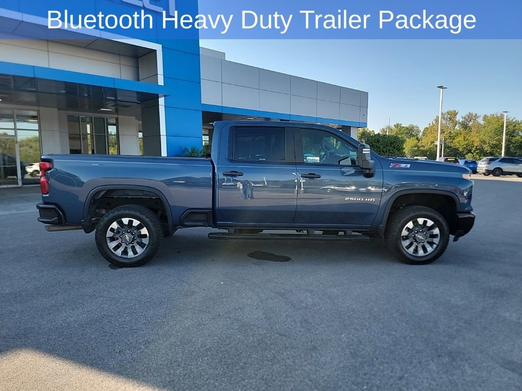 2024 Chevrolet Silverado 2500HD Custom photo 4
