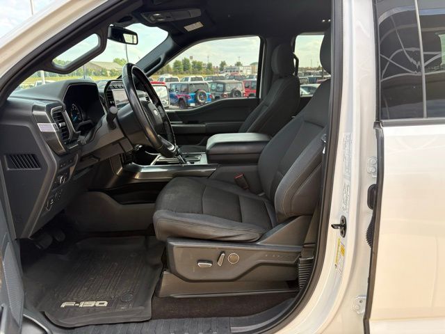 2021 Ford F-150 XLT photo 11