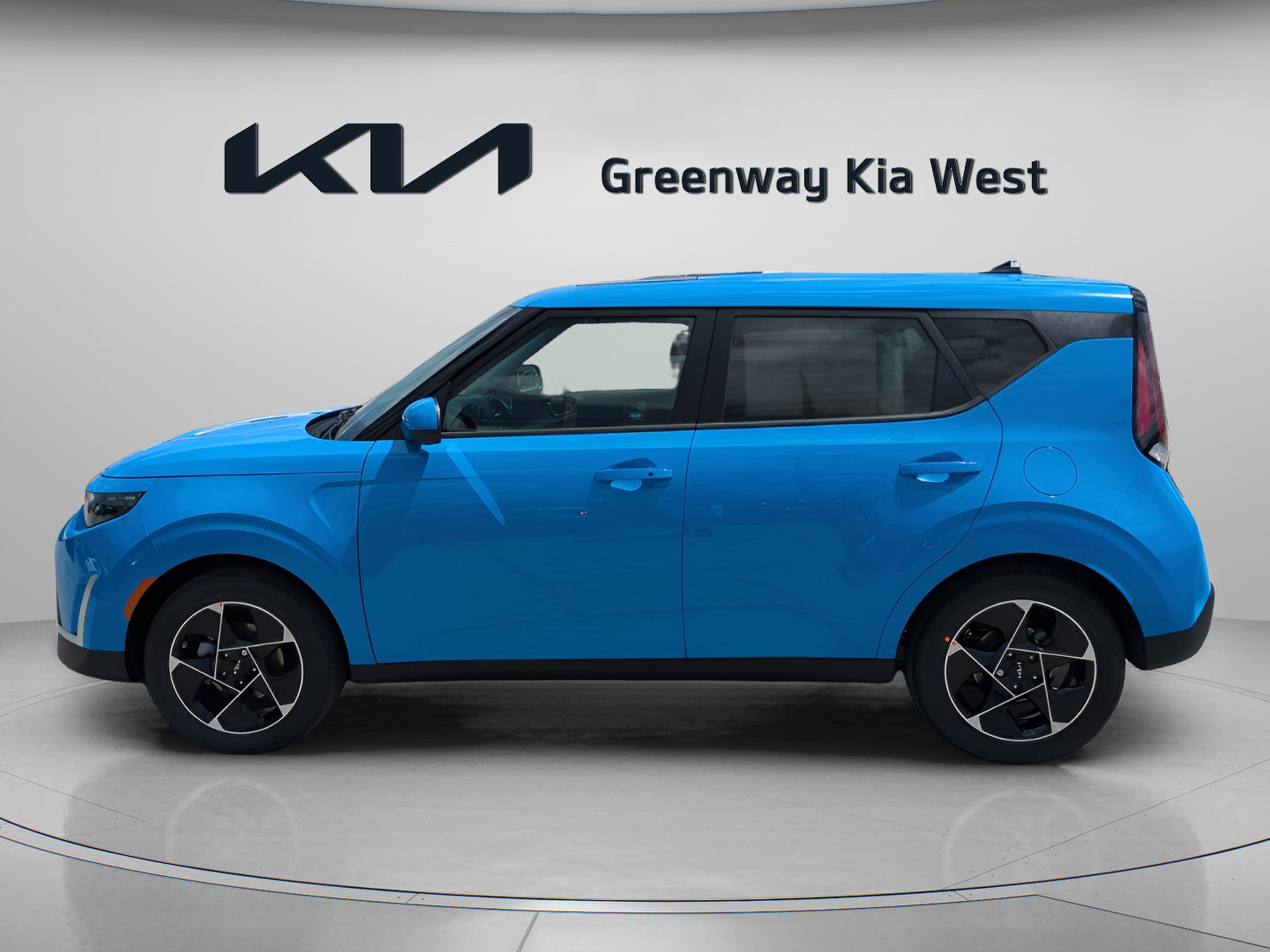 2025 Kia Soul EX photo 4