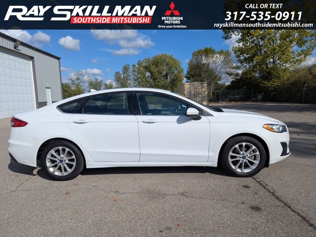 2020 Ford Fusion SE photo 4
