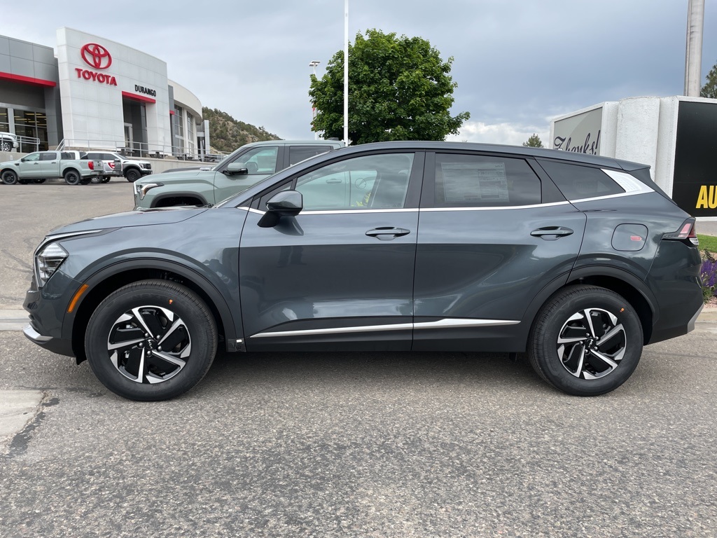 2025 Kia Sportage Hybrid LX photo 3
