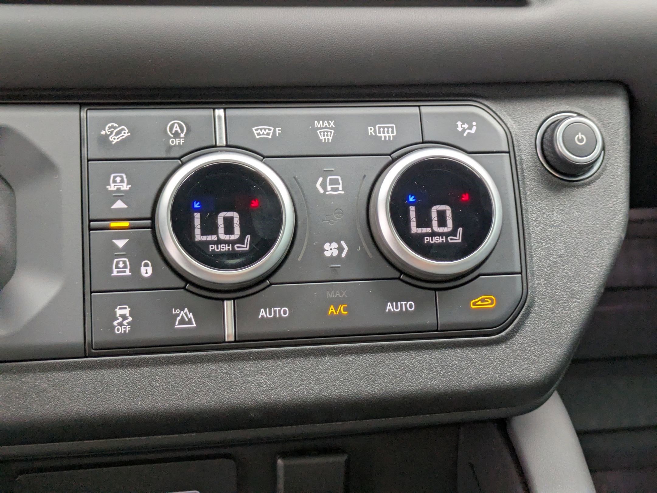 2023 Land Rover Defender 110 V8 110 Carpathian Edition photo 22