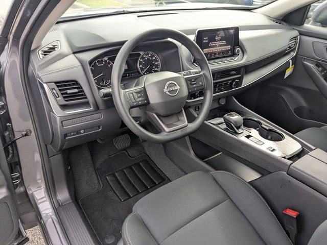 2026 Nissan Rogue S photo 13