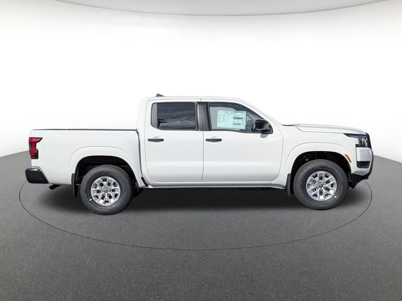 2026 Nissan Frontier S photo 4