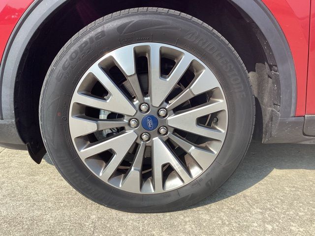 2020 Ford Escape Titanium photo 5