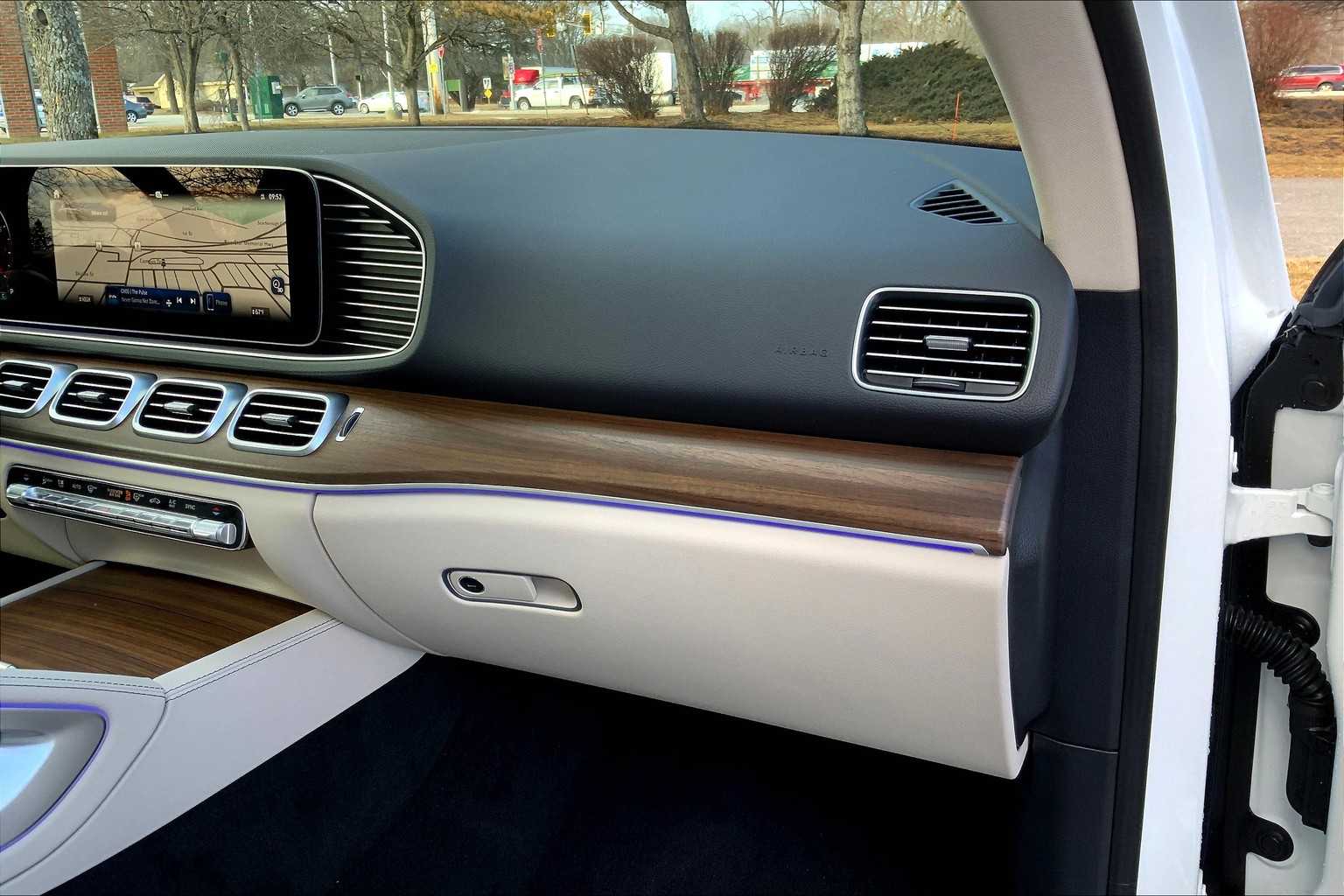 2025 Mercedes Benz GLE 350 4MATIC photo 9