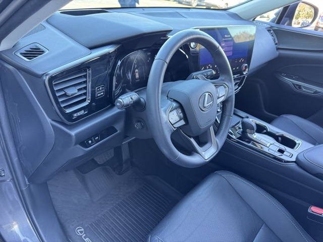 2023 Lexus NX 350 Luxury photo 12