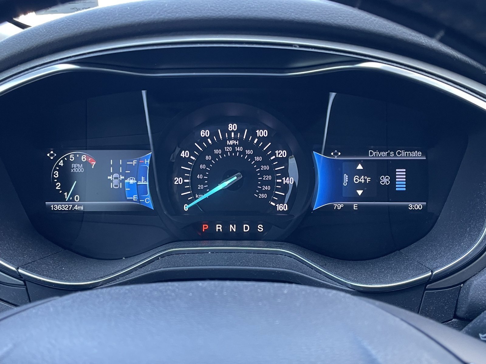 2015 Ford Fusion SE photo 2