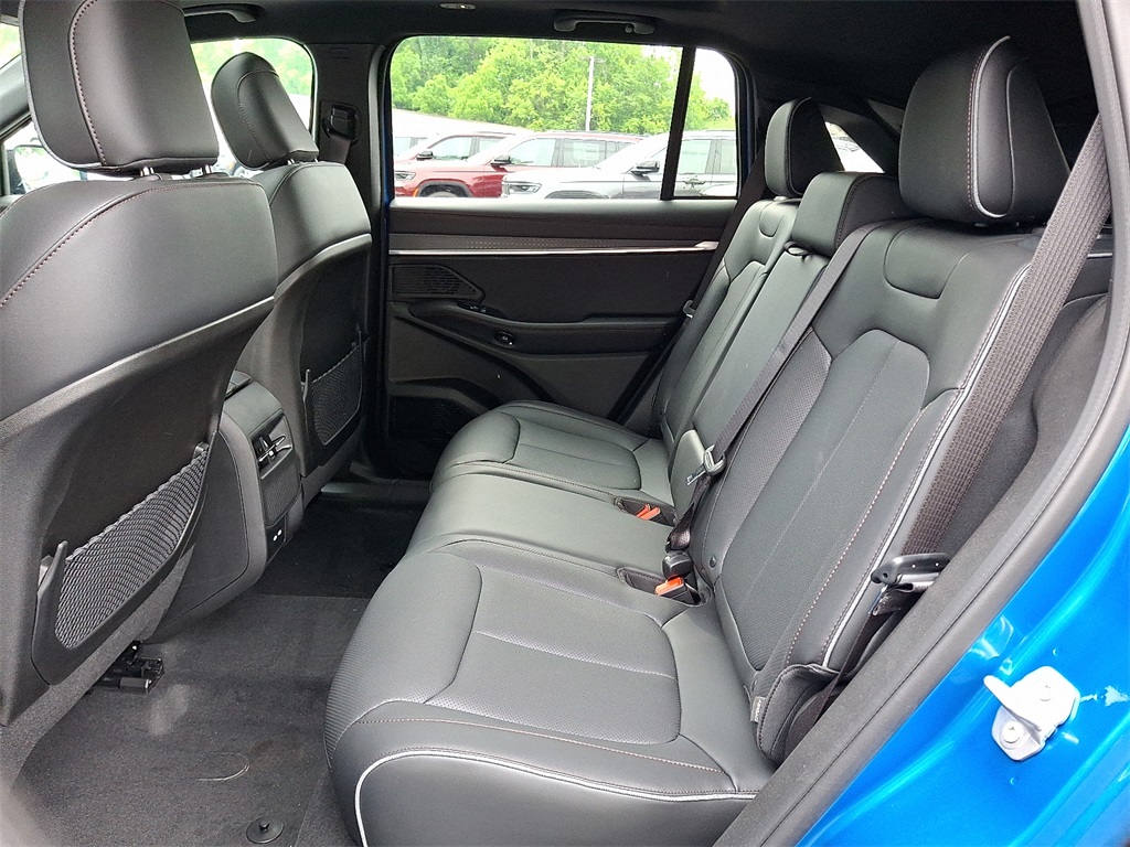 2025 Jeep Wagoneer S Limited photo 10