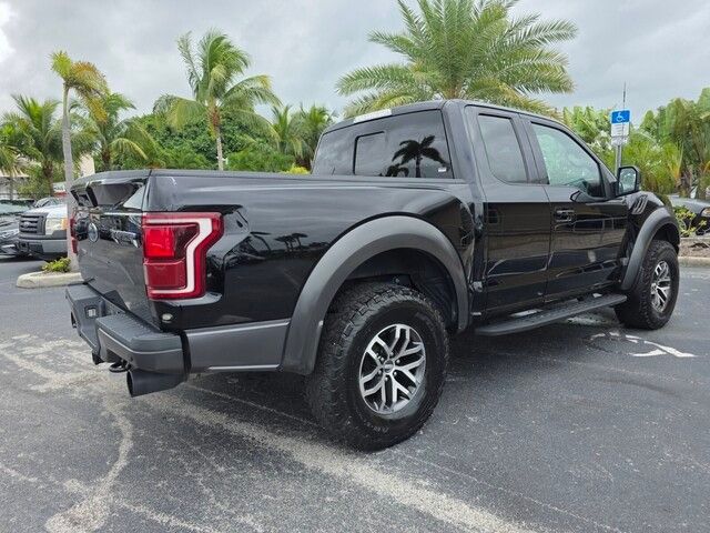 2017 Ford F-150 Raptor photo 6