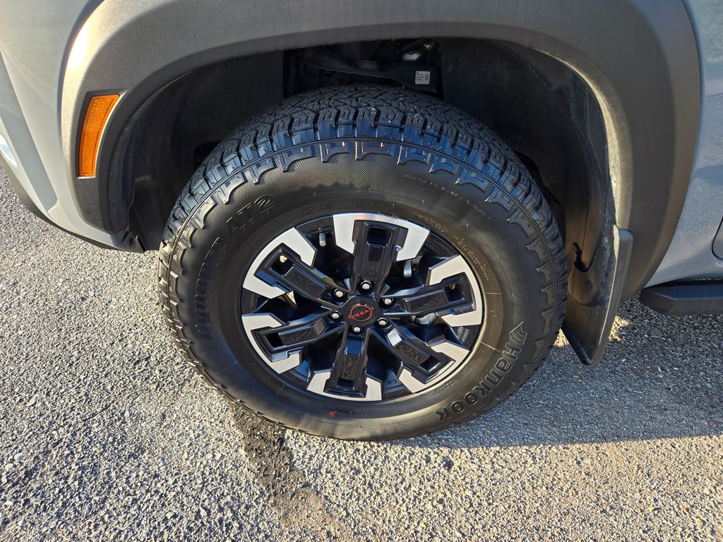 2023 Nissan Frontier PRO-4X photo 26