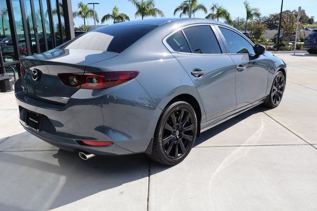 2024 Mazda Mazda3 2.5 s Carbon photo 3