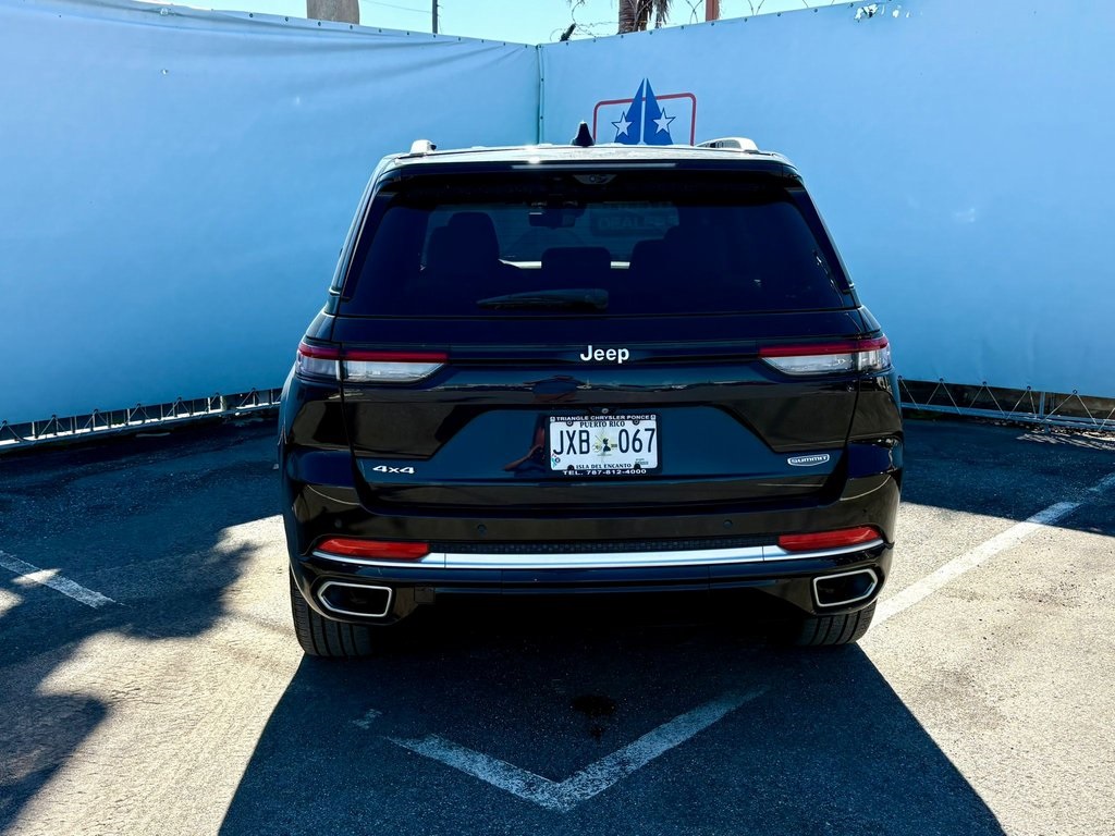 2022 Jeep Grand Cherokee Summit photo 2