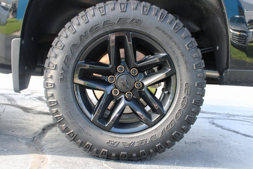 2020 Chevrolet Silverado 1500 RST photo 12