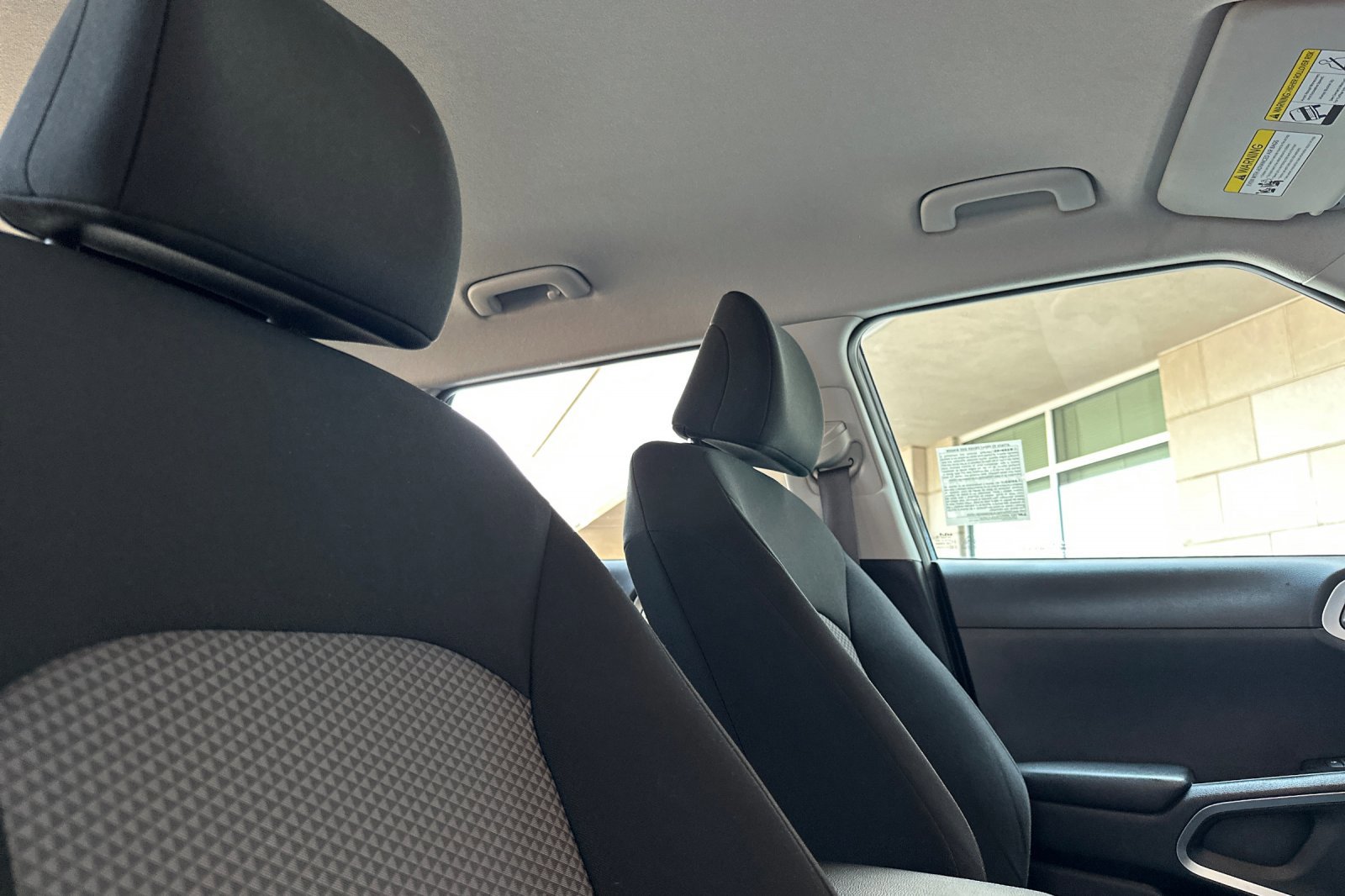 2023 Kia Soul LX photo 16
