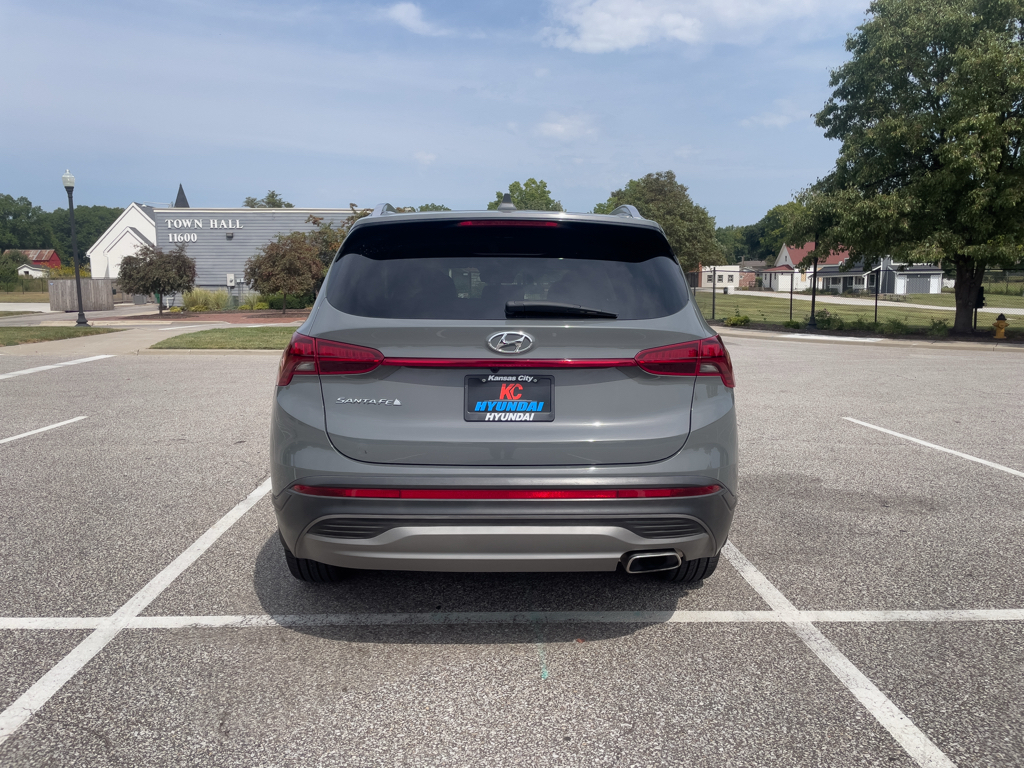 2023 Hyundai Santa Fe SEL photo 2