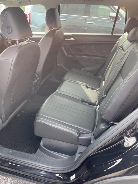 2023 Volkswagen Tiguan SE photo 9