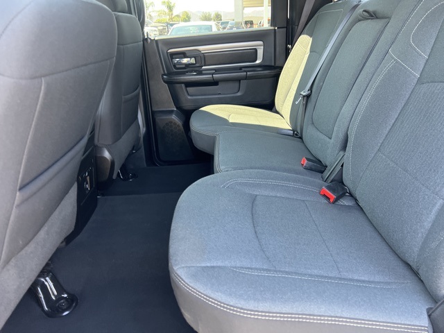 2023 Ram 1500 Classic Warlock photo 22