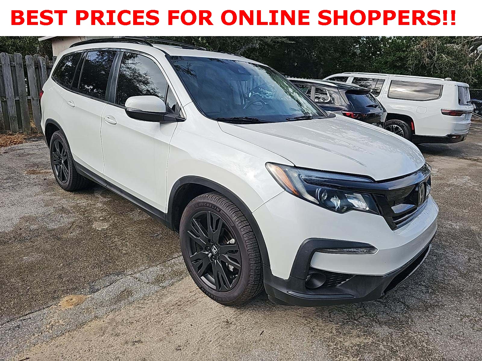 2022 Honda Pilot SE's photo