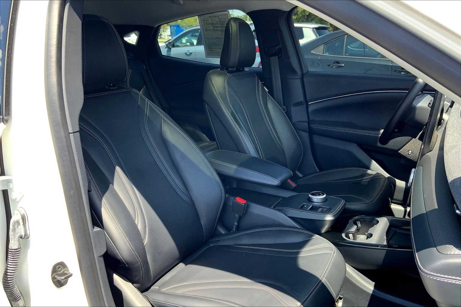 2023 Ford Mustang Mach-E Premium photo 7