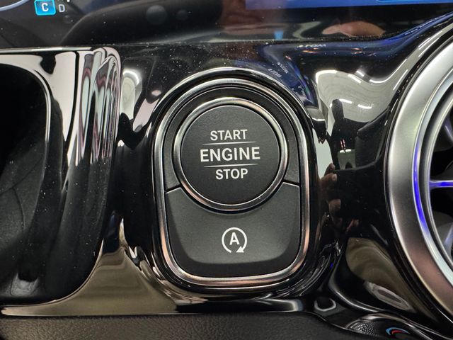 2026 Mercedes Benz GLA 250 photo 17