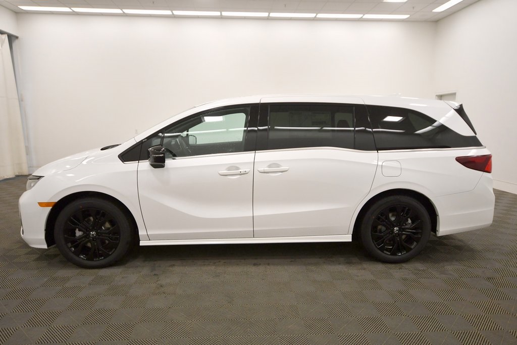 2026 Honda Odyssey photo 3