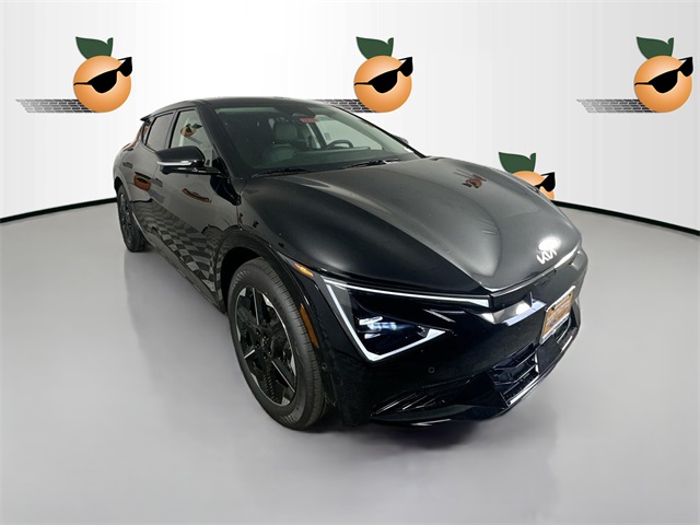 2025 Kia EV6 Wind's photo