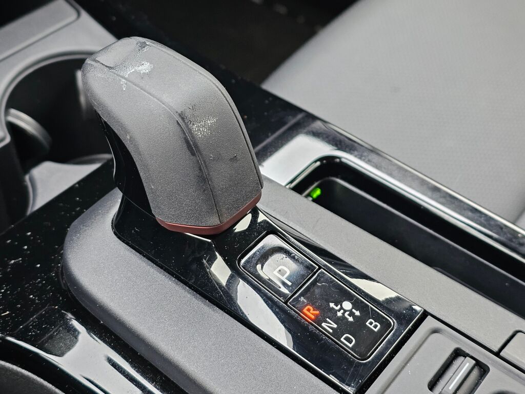 2023 Toyota Prius Prime XSE photo 38