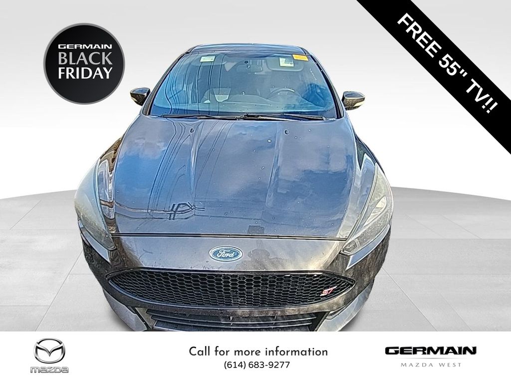 2017 Ford Focus ST photo 2