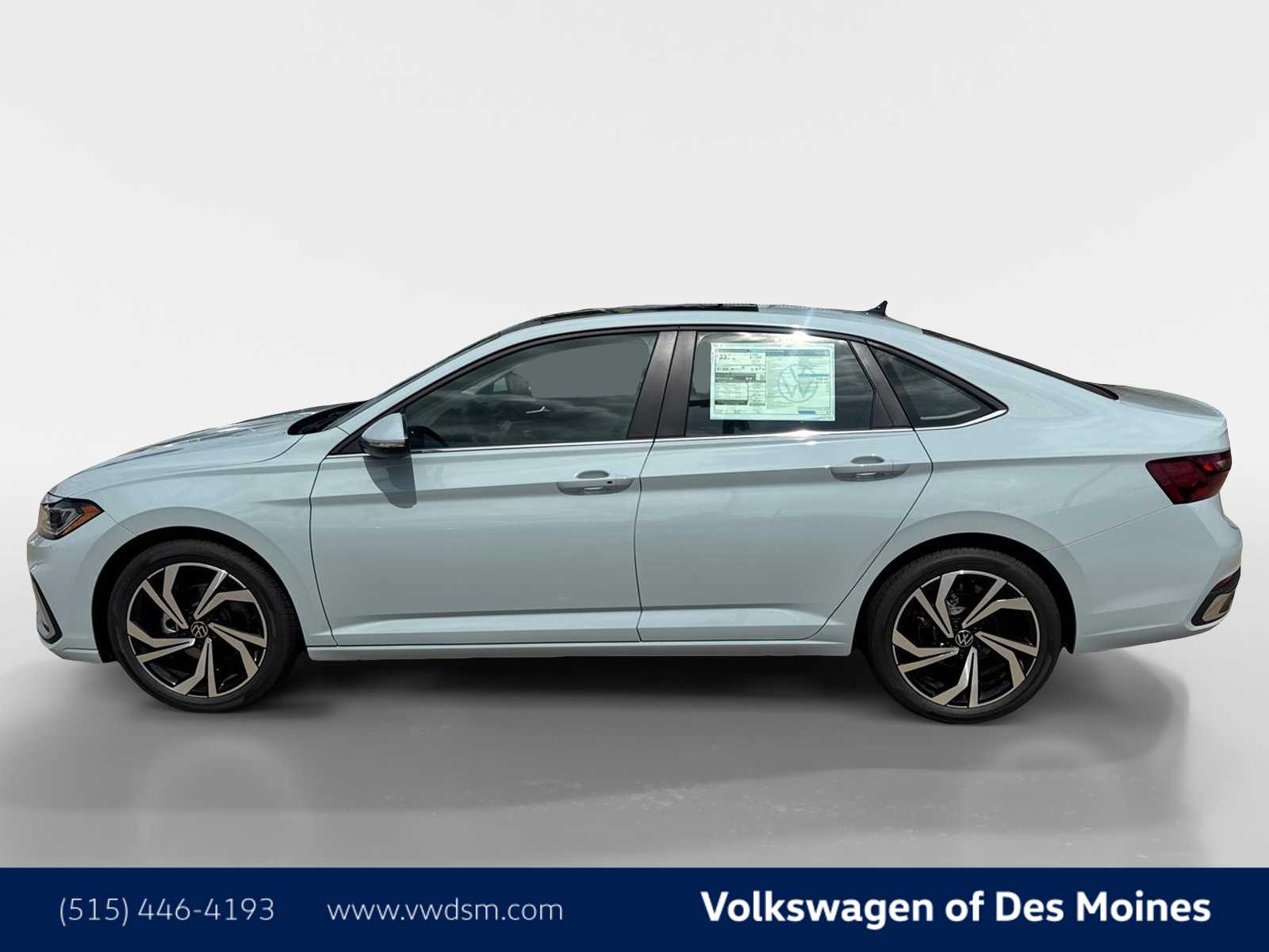 2025 Volkswagen Jetta SEL photo 3