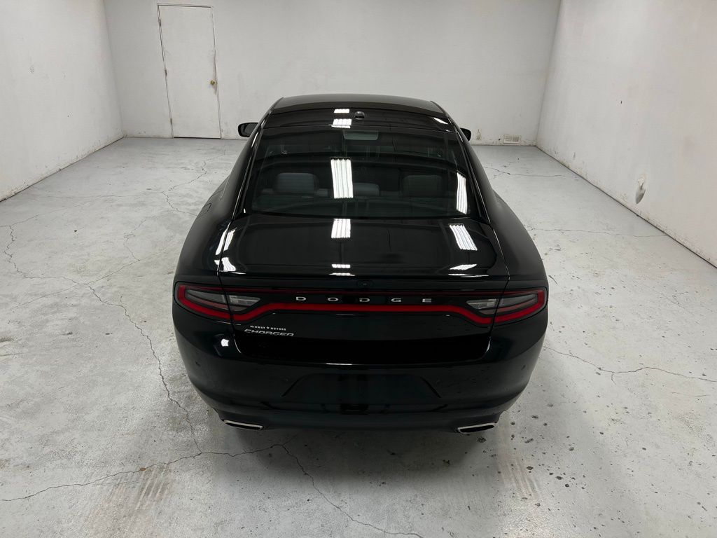 2020 Dodge Charger SXT photo 2