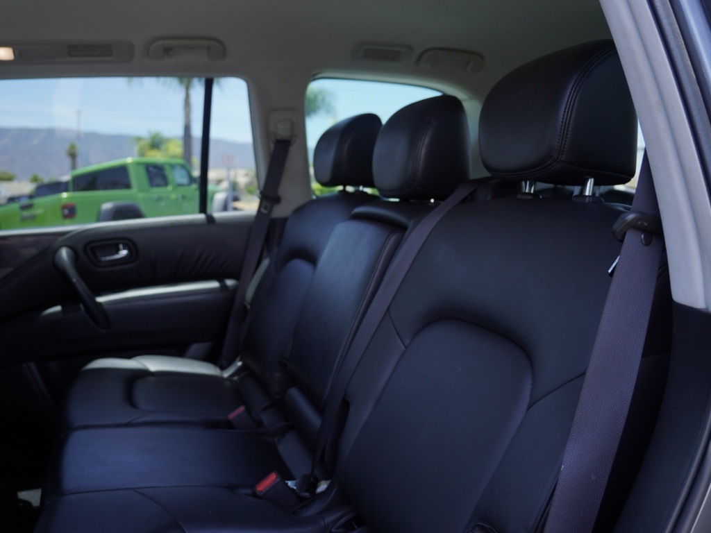 2022 Nissan Armada SV photo 27