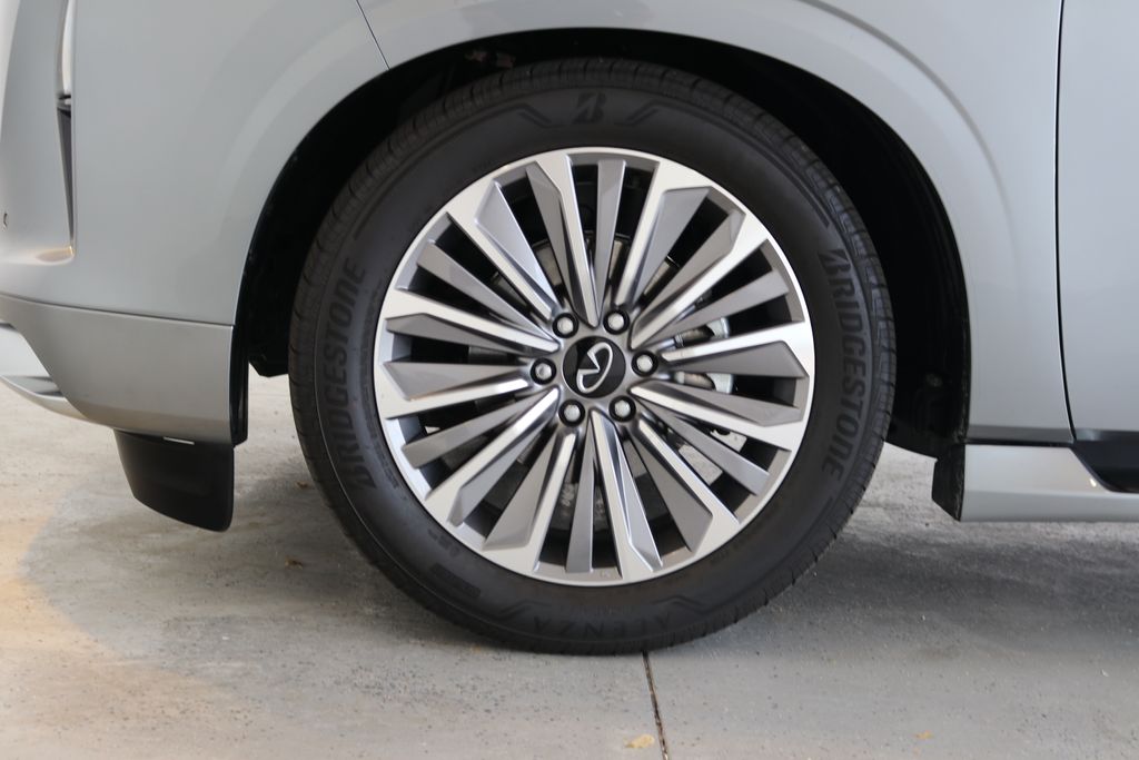 2025 Infiniti QX80 Sensory photo 37