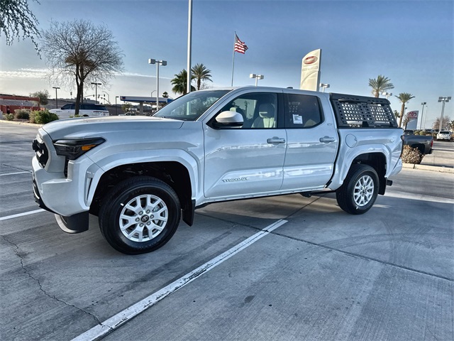 2025 Toyota Tacoma SR5 Double Cab photo 8