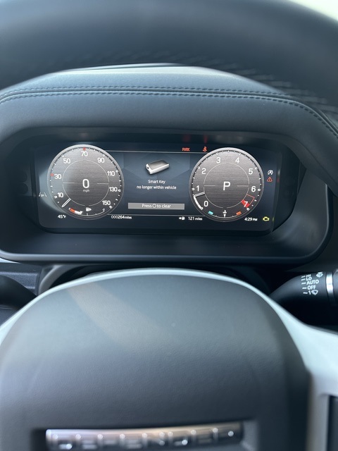 2024 Land Rover Defender 110 S photo 19