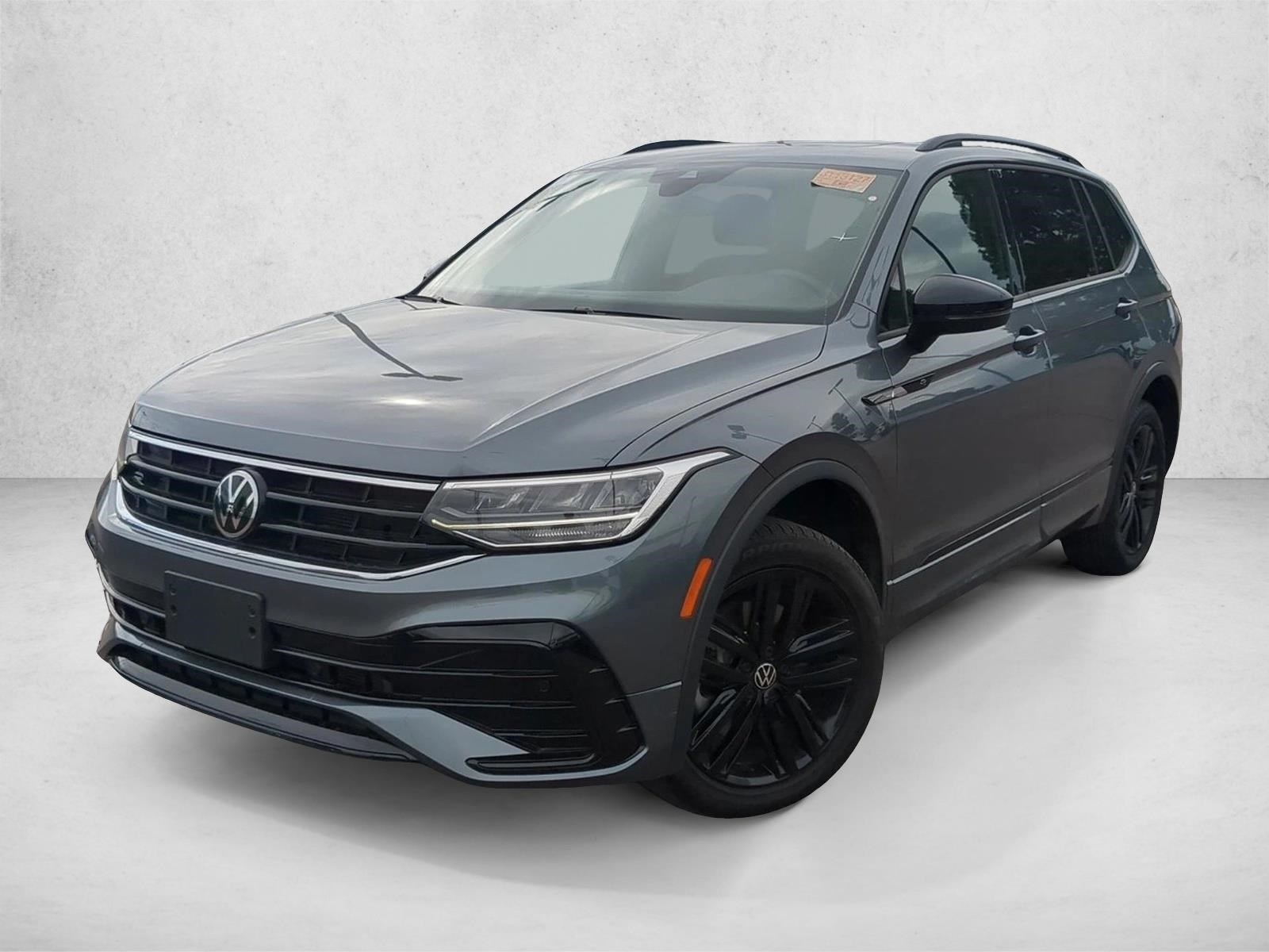 2022 Volkswagen Tiguan SE R-LINE BLACK
