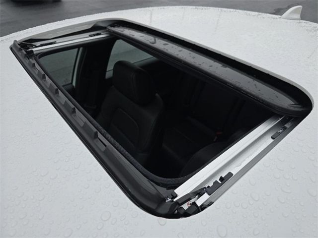 2026 Honda Civic Hybrid Sport Touring photo 2