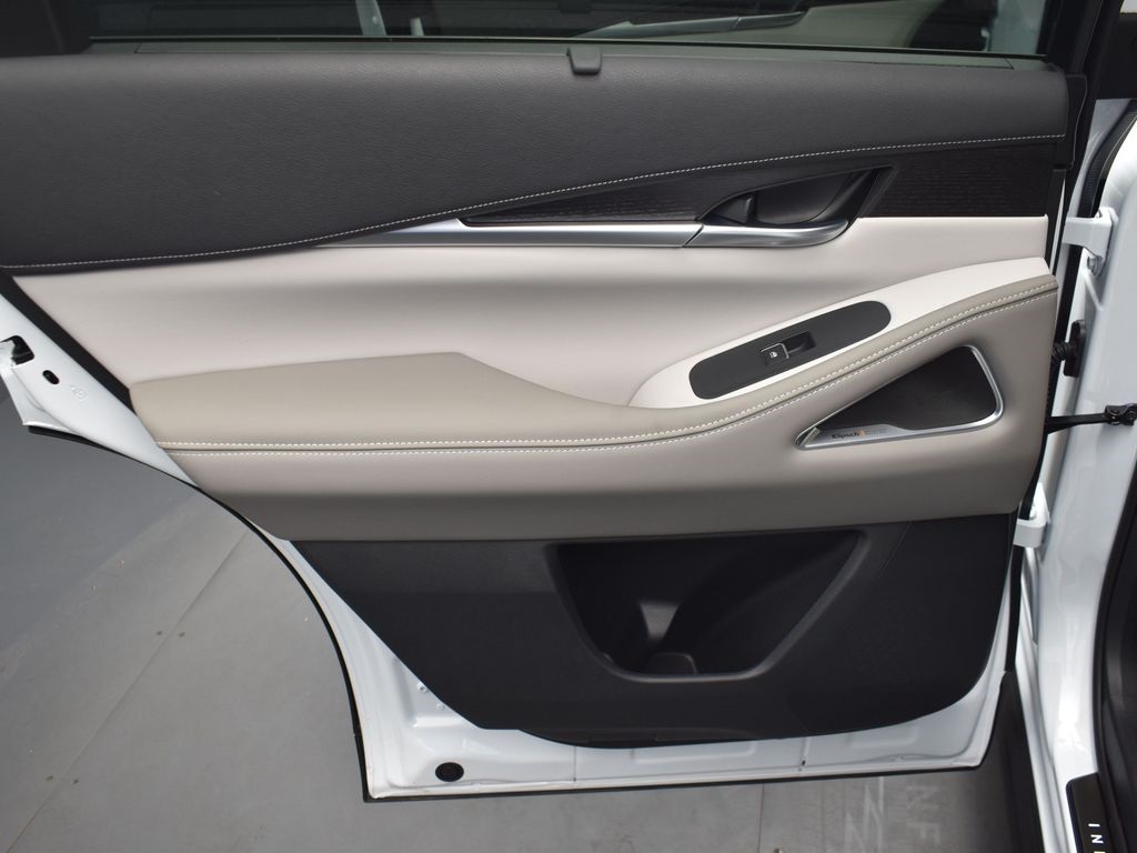 2026 Infiniti QX60 Autograph AWD photo 8