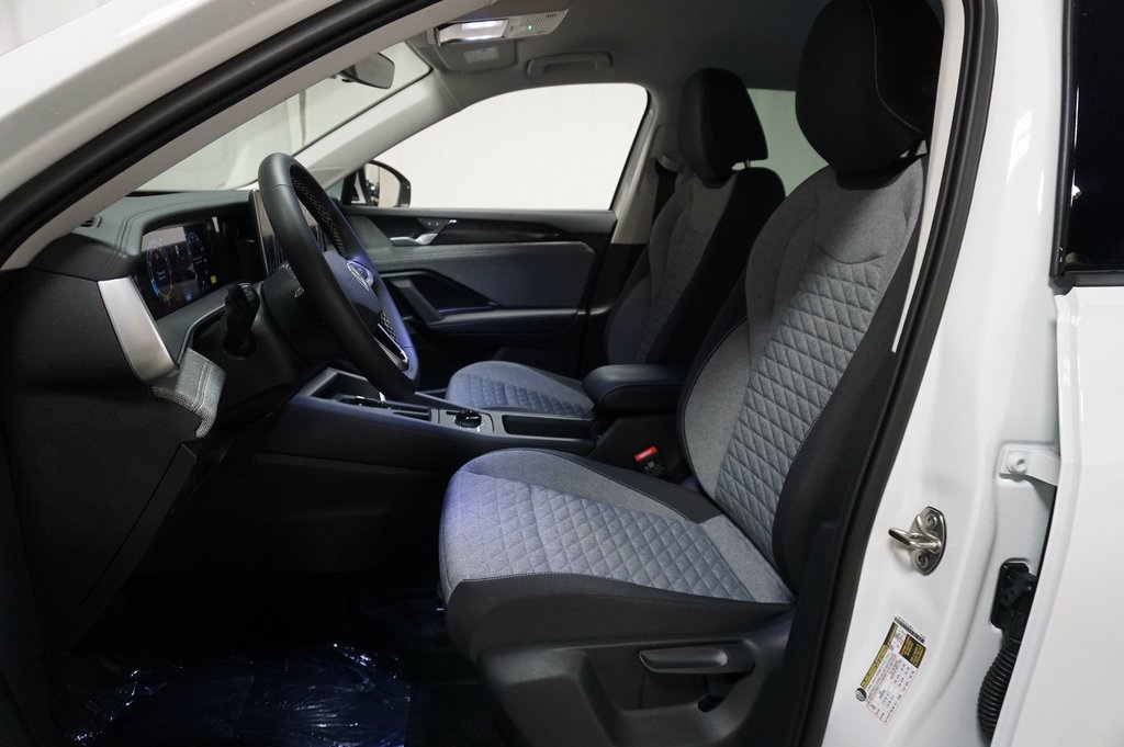 2025 Volkswagen Tiguan S photo 4