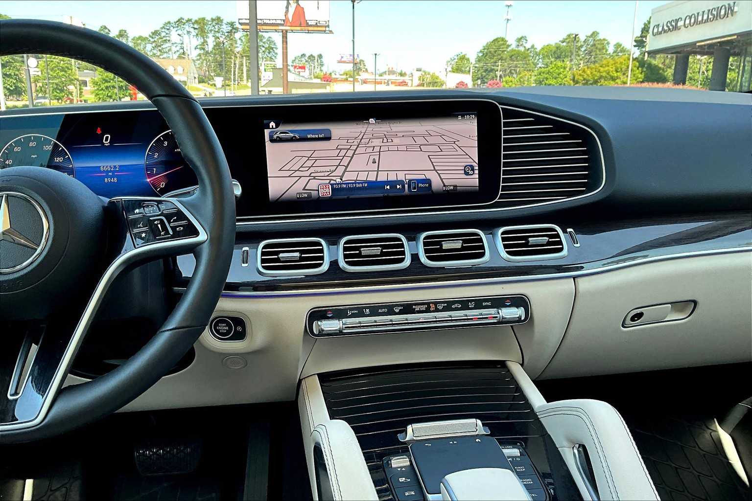 2025 Mercedes Benz GLE 350 photo 3