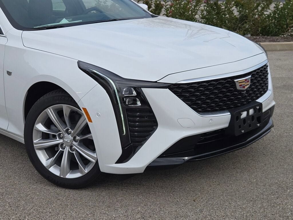 2026 Cadillac CT5 Premium Luxury photo 2