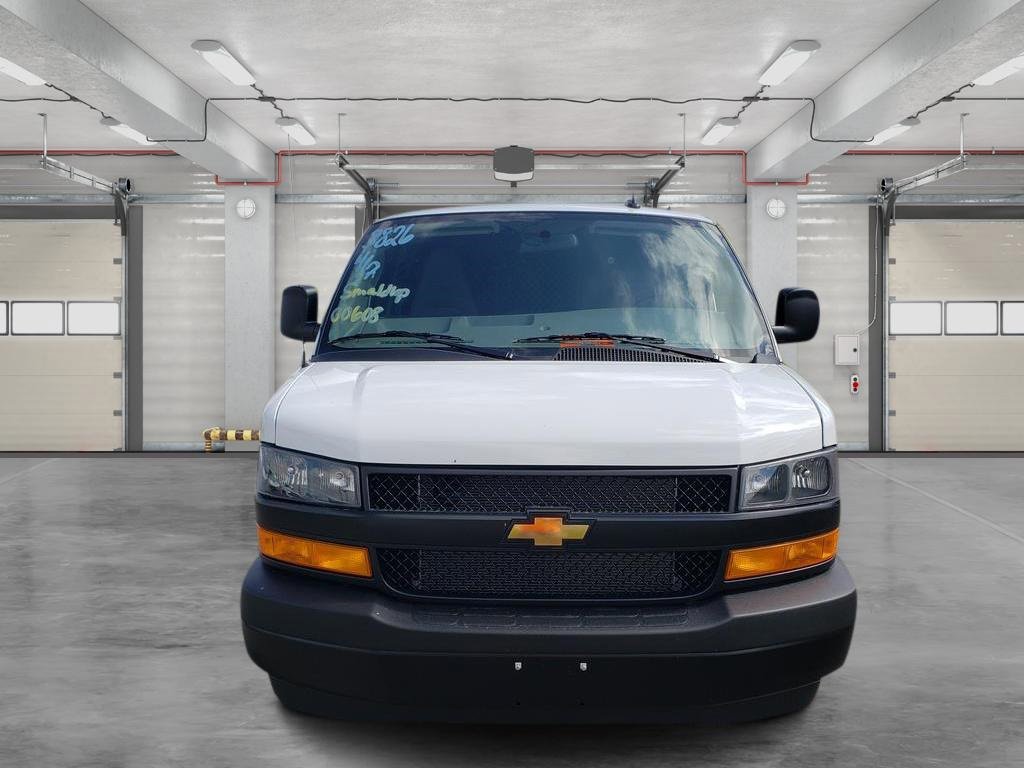 2025 Chevrolet Express 2500 Cargo photo 2