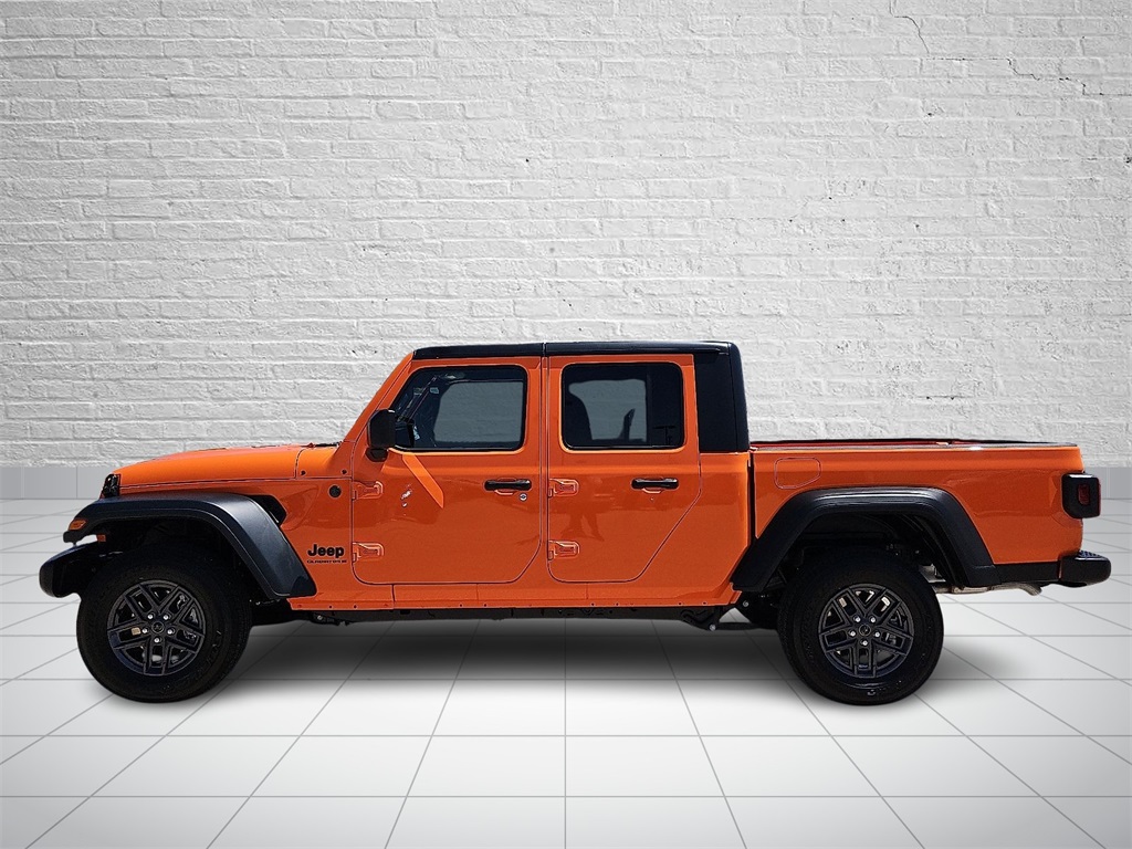 2025 Jeep Gladiator Sport S photo 2