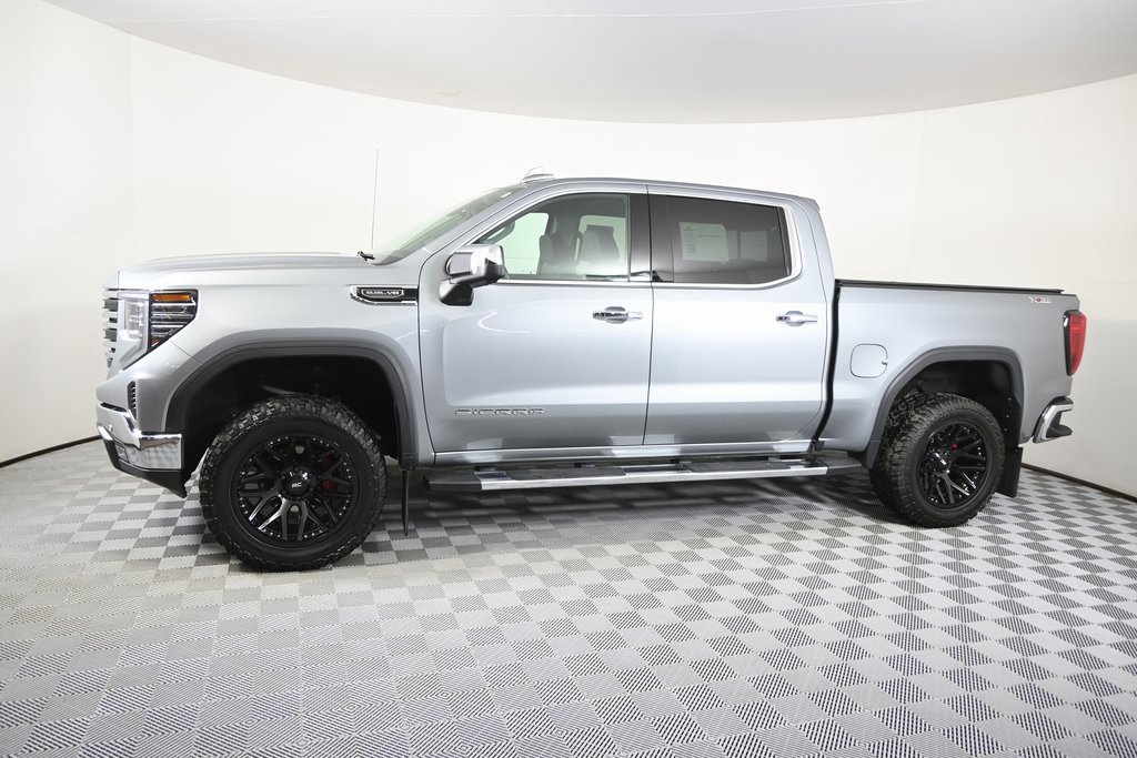 Used 2024 GMC Sierra 1500 SLT with VIN 1GTUUDED5RZ234748 for sale in Forest Lake, Minnesota