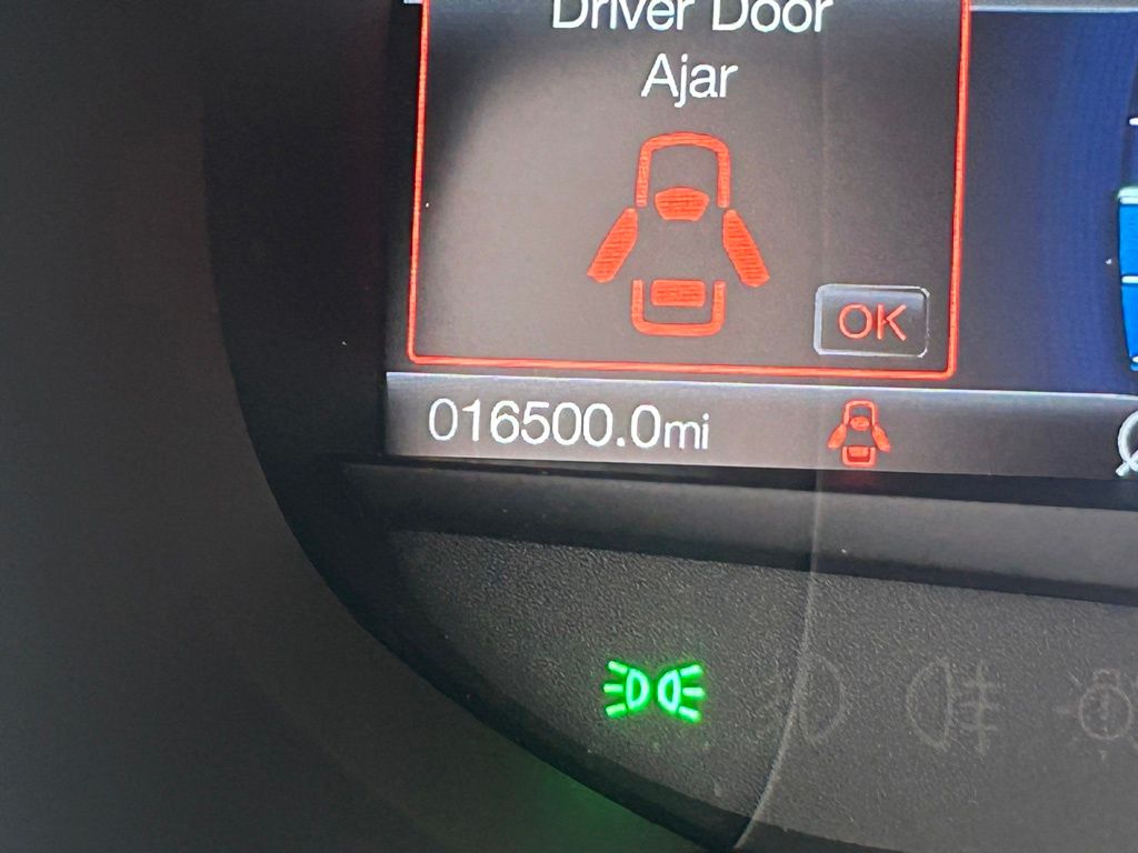 2024 Ford Edge Titanium photo 33