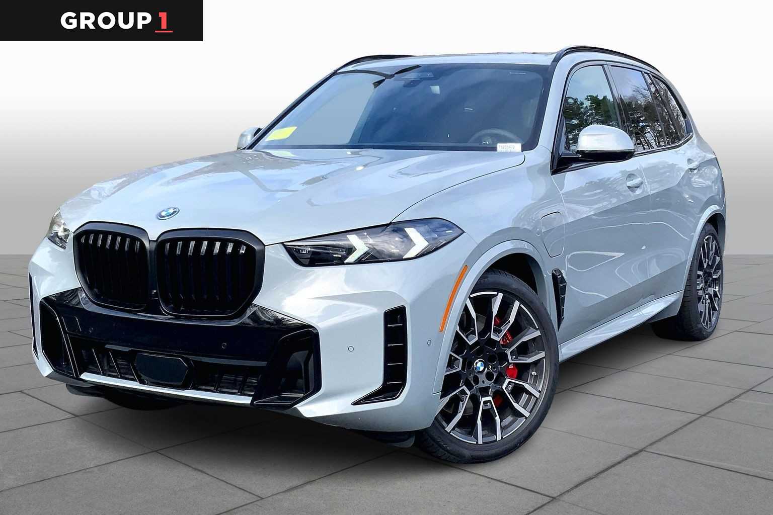 2026 BMW X5 50e's photo